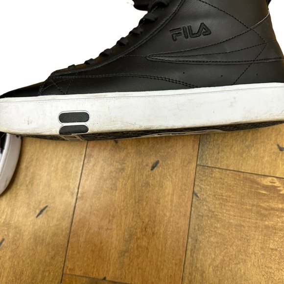 Women’s high top FILAS. - Picture 2 of 3